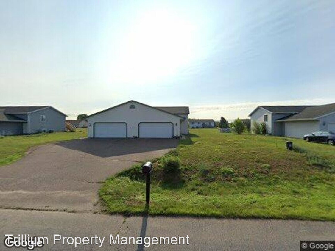 Foto principal - 3 br, 2 bath House - 4353 131st St