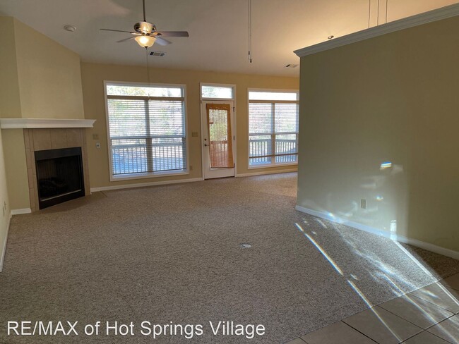 Building Photo - 3 br, 2 bath House - Ponce De Leon Dr - 313