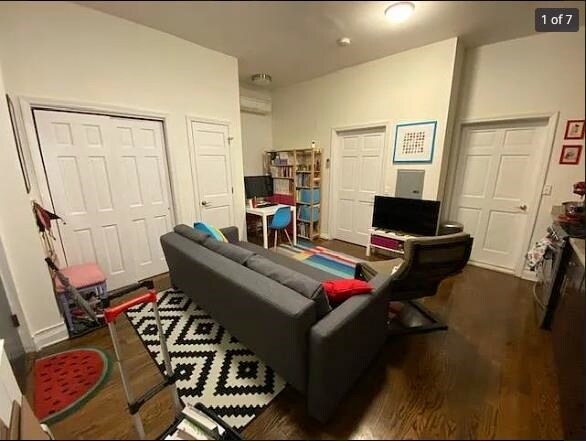Foto principal - 383 2nd St
