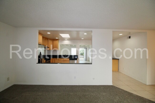 Building Photo - Mira Mesa, 8616 Longwood St, Close to shop...