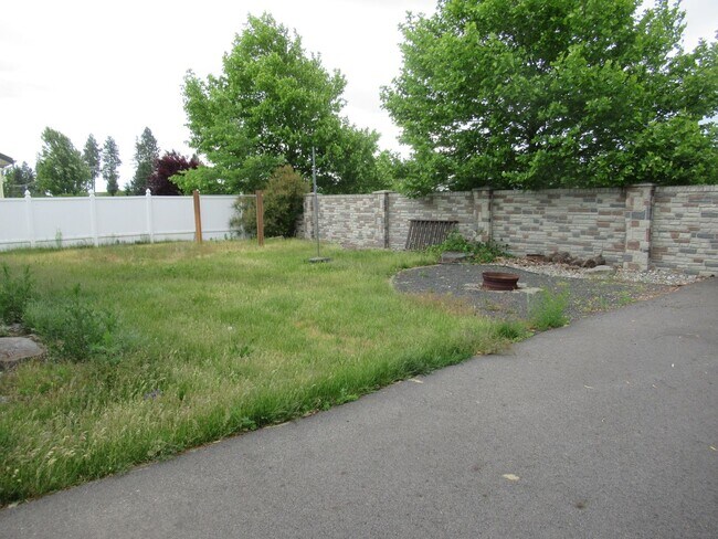 Foto del edificio - 6700 N Harris Hawk Ln