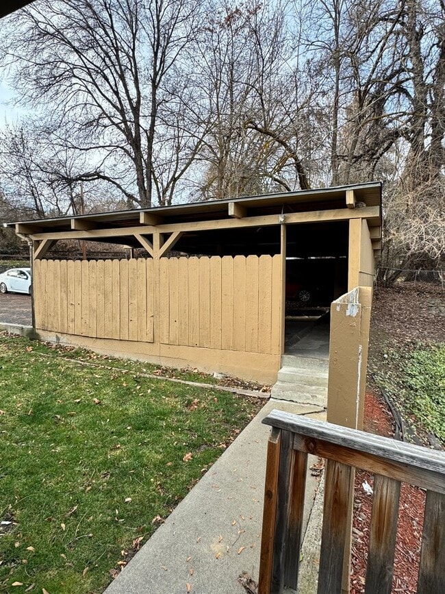 Foto del edificio - Near Franklin Park 2 br 1ba, stacked washer/dryer included.