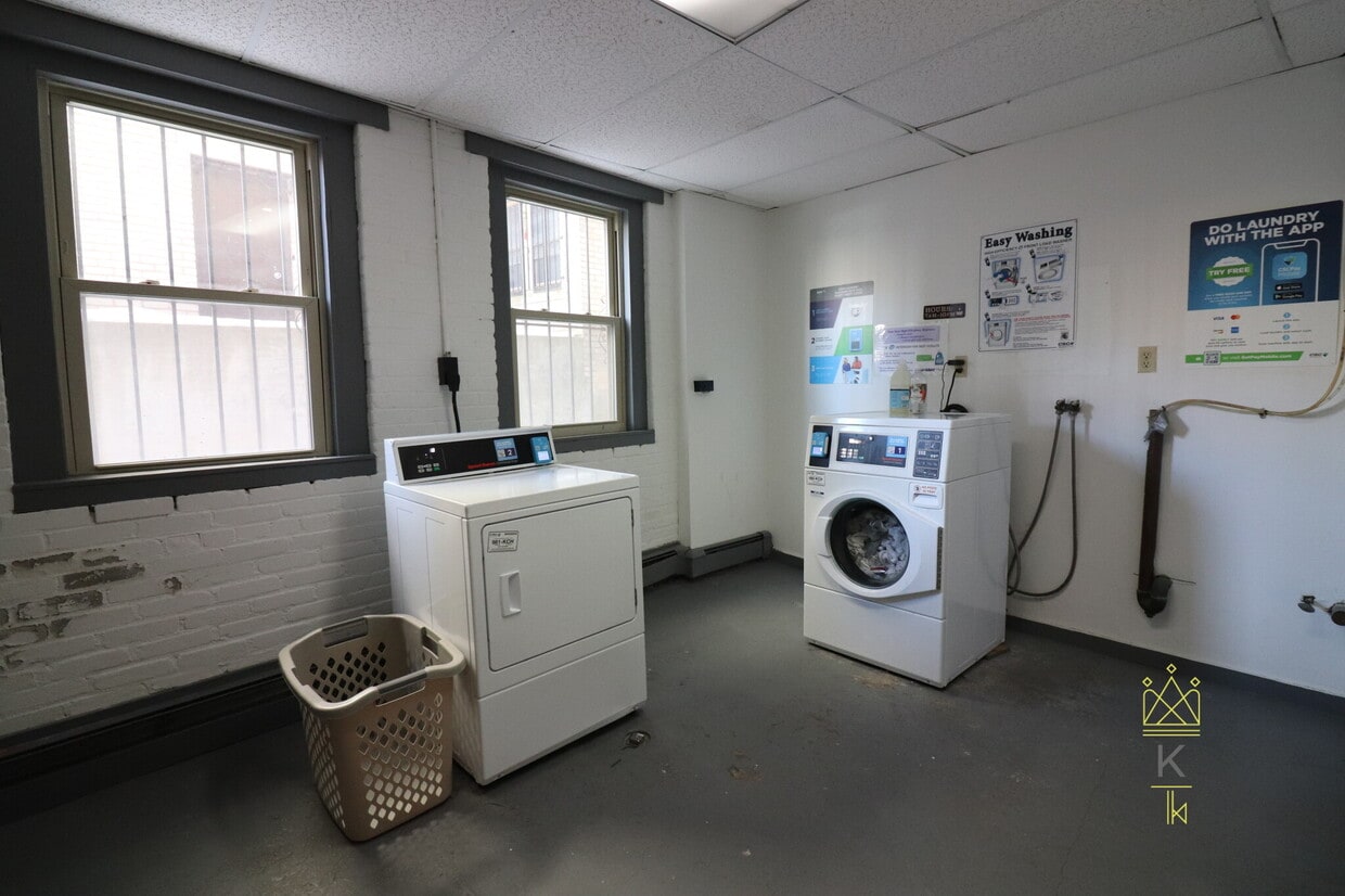 Foto del edificio - 1665 Commonwealth Ave