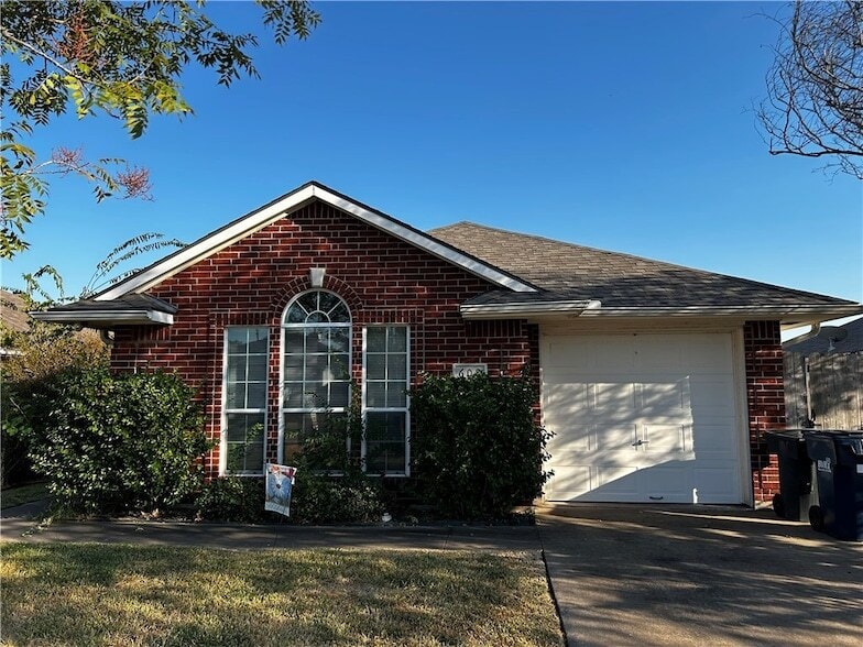 Photo - 608 Plano Drive Unit