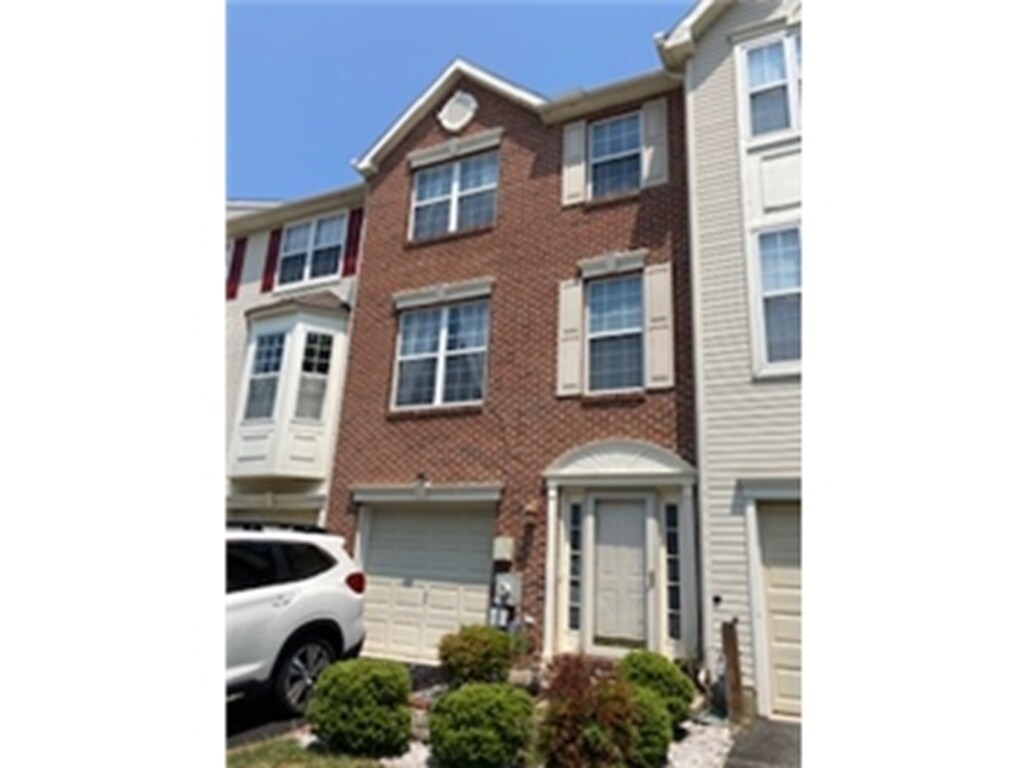 5 Brittany Ln, Bear, DE 19701 Townhome Rentals in Bear DE