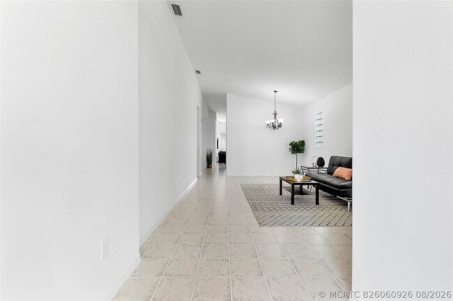 Building Photo - 5385 NW 124th Way