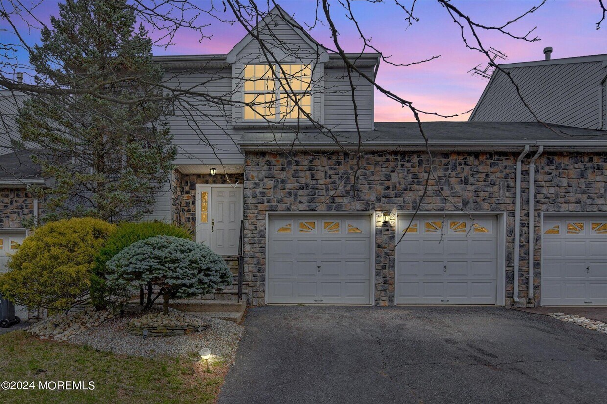 Foto principal - 43 Hummingbird Ct
