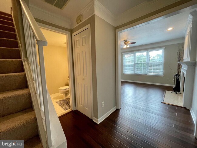 Building Photo - 2814 Emma Lee St