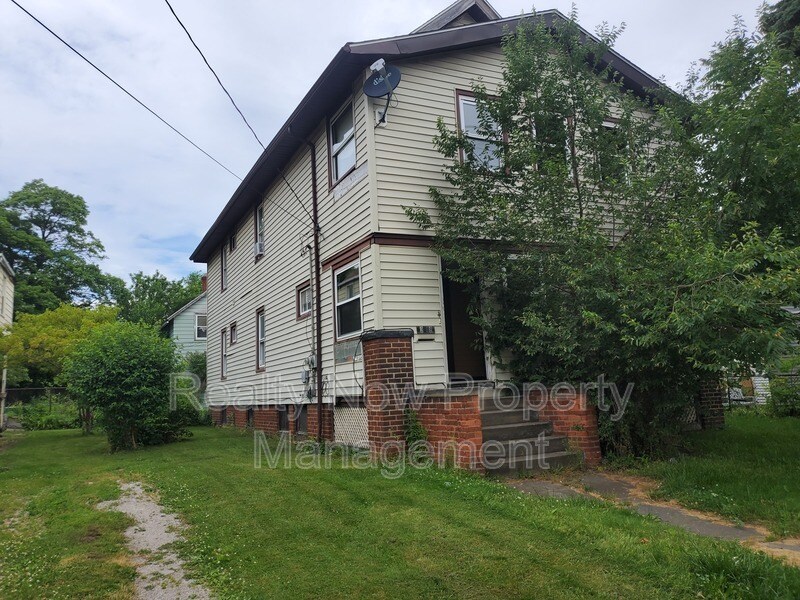 3608 Denison Ave, Cleveland, OH 44109 Condo for Rent in Cleveland, OH