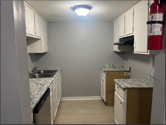 Photo - 225 W McDowell Rd Apartment