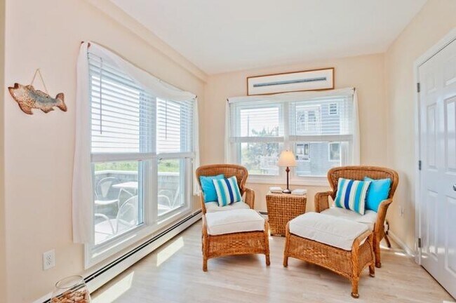 Building Photo - 1 bedroom in Hull MA 02045