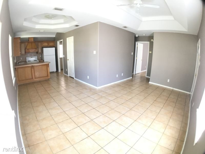 Primary Photo - 2 br, 2 bath Apartment - 820 N Cross Ln