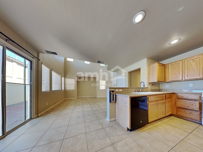 Building Photo - 10427 Sweet Juliet St