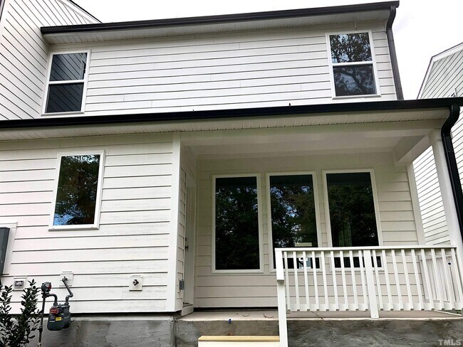 Foto del edificio - 6504 Amber Springs Dr