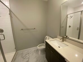 Interior Photo - ONE501