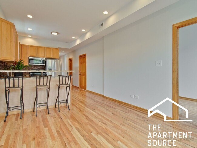 Foto del edificio - 1450 N Campbell Ave