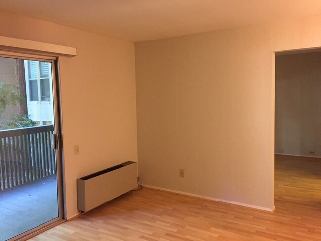 Building Photo - 175 Sierra Dr