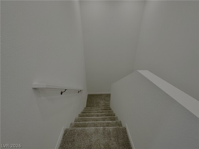 Building Photo - 333 Laurel Peak Dr