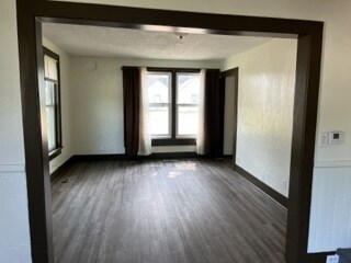 Building Photo - 114 W Cedar St