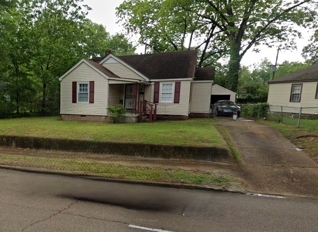 Building Photo - 3427 Radford Rd