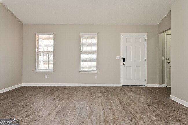 Foto del edificio - 325 Countryside Ln