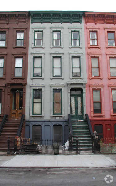 Primary Photo - 388 Jefferson Ave