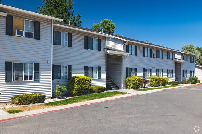 Entrada al edificio - Parkway Commons