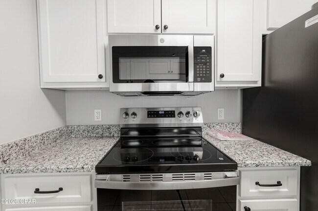 Foto del edificio - 8418 N Lagoon Dr