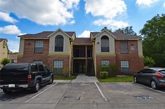 Foto del edificio - 8709 Fancy Finch Dr