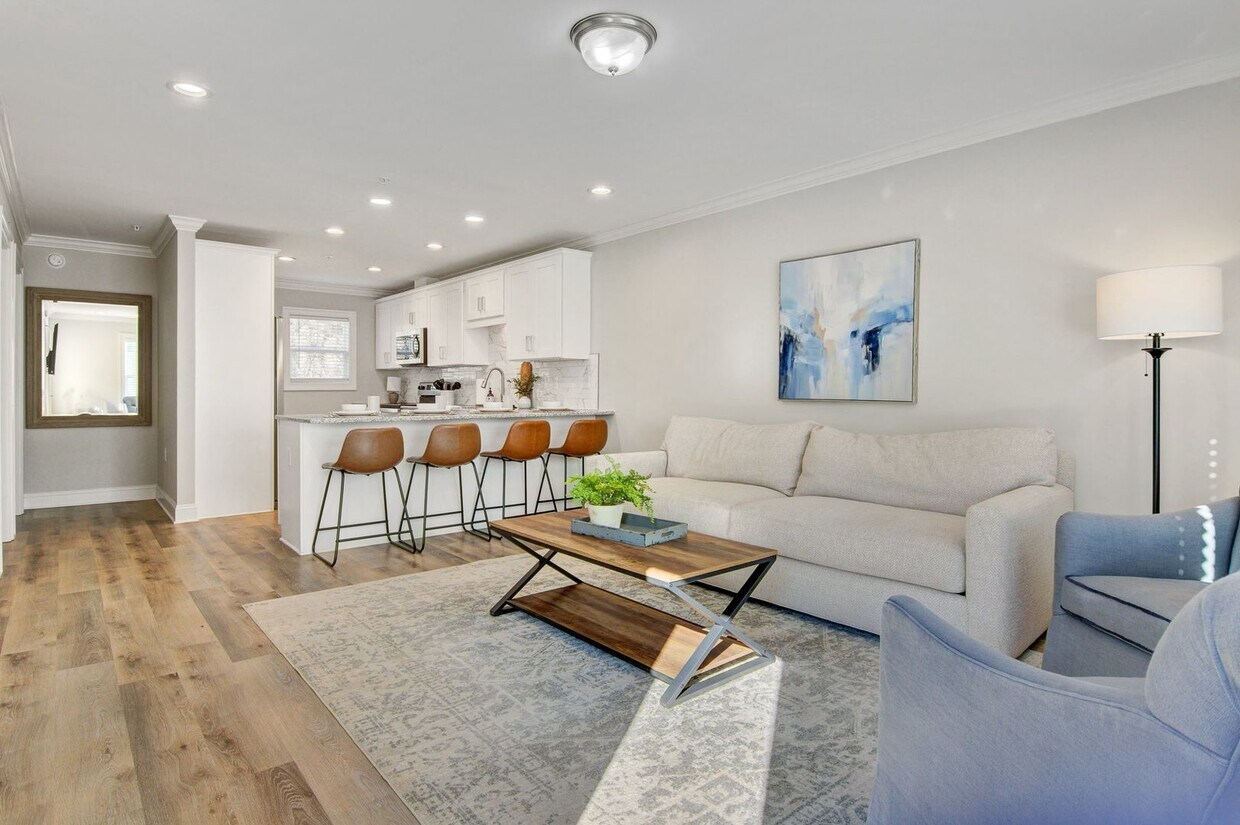 Foto principal - Modern 2-Bed, 2-Bath Single-Level Townhome in Conover – Pet-Friendly Community!