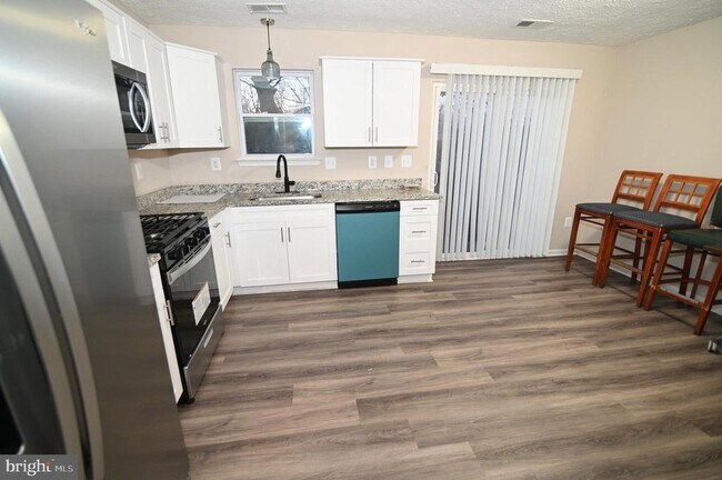 Foto del edificio - 2496 Homestead Ct