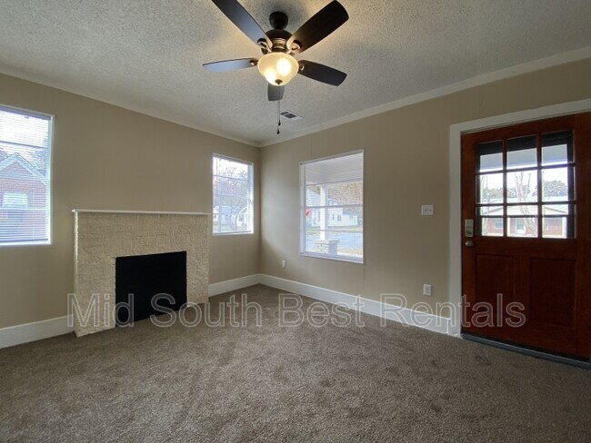 Foto del edificio - 1424 W 16th St