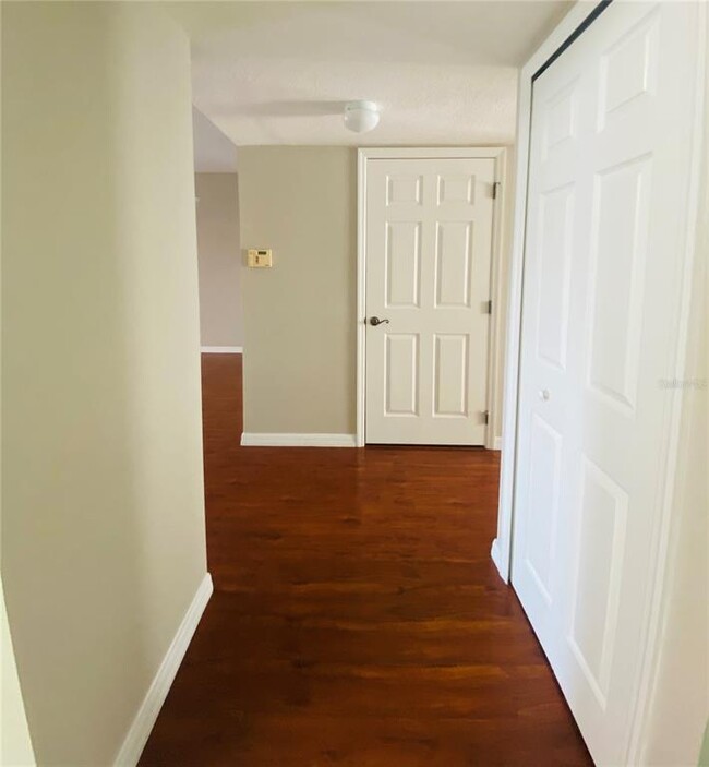 Building Photo - 522 Villa Del Sol Cir