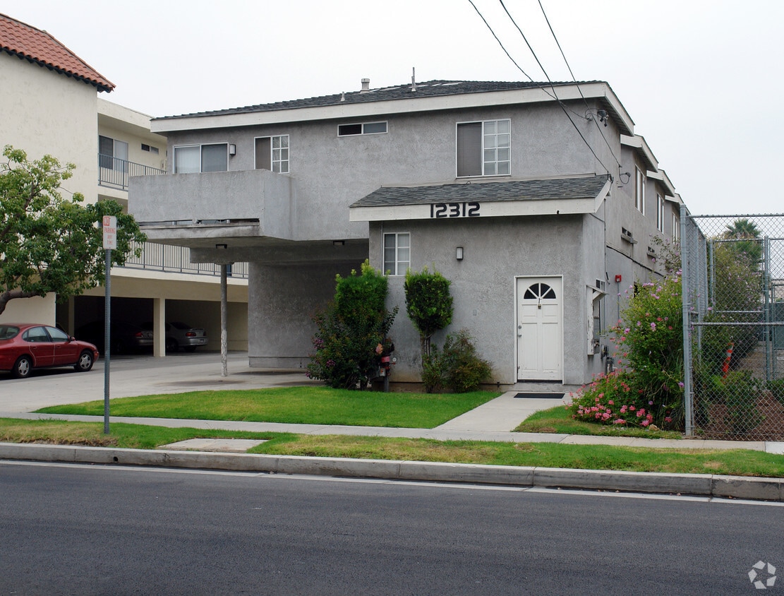 Building Photo - 12312 Grevillea