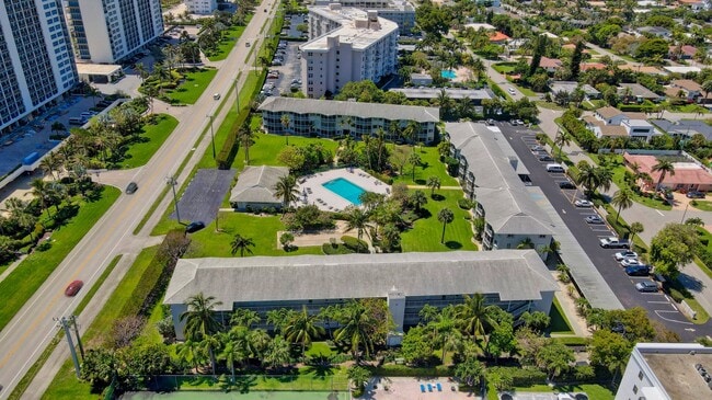 Photo - 2760 Banyan Rd Apartment