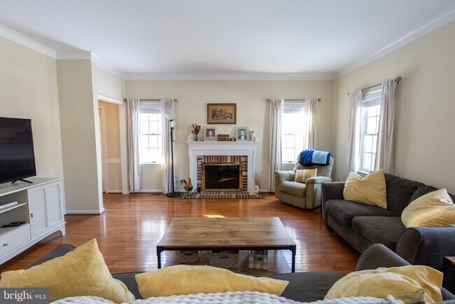 Foto del edificio - 616 Yardley Ln