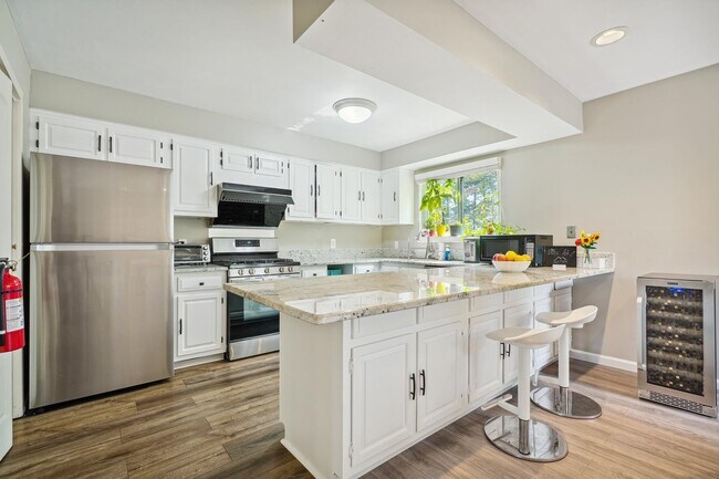 Foto del edificio - 384 Whimbrel Ln