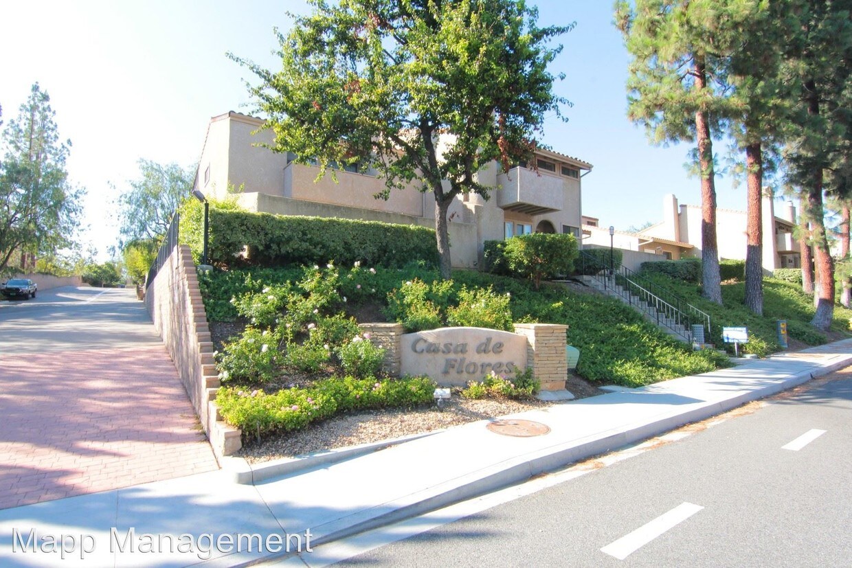 Foto principal - 102 Jeranios Ct