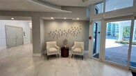 Foto principal - 3001 S Ocean Dr