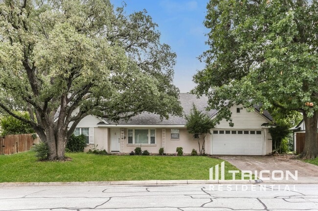 Building Photo - 3609 Wedghill Way