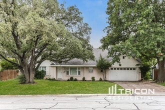 Building Photo - 3609 Wedghill Way