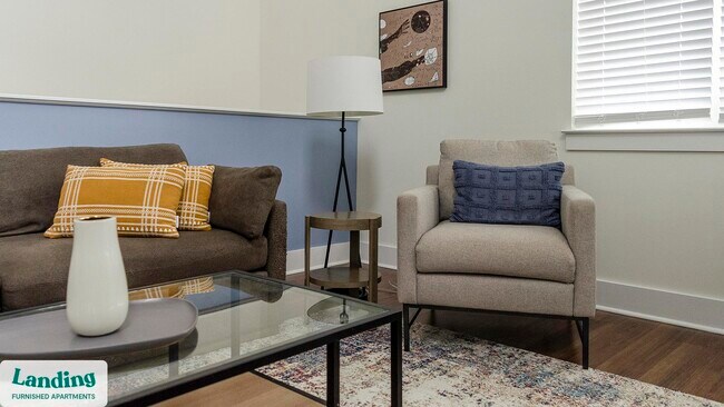 Foto del edificio - 901 Kelly Green Ln