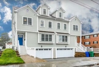 Building Photo - 111-111 Farwell St