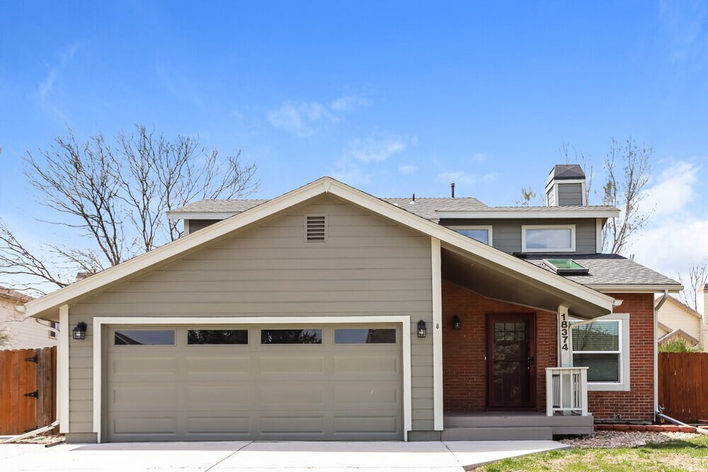 Primary Photo - 18374 E Union Dr