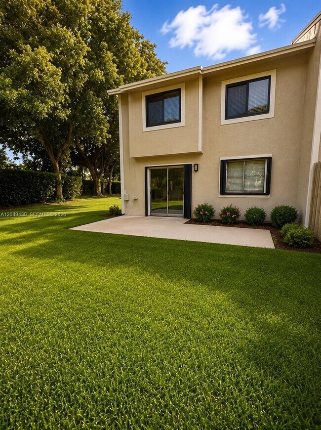 Foto del edificio - 3504 NW 111th Ave