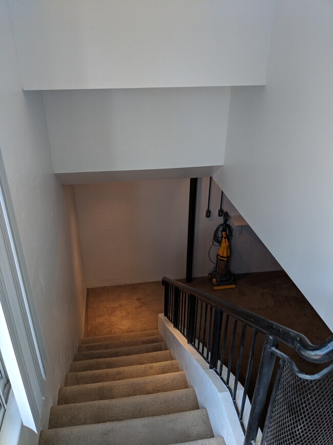 Foto del edificio - 650 Ash St
