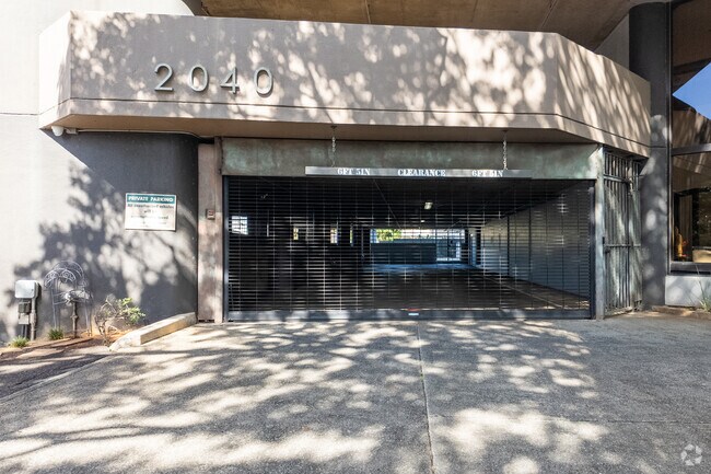 Foto del edificio - 2040 Nuuanu Ave