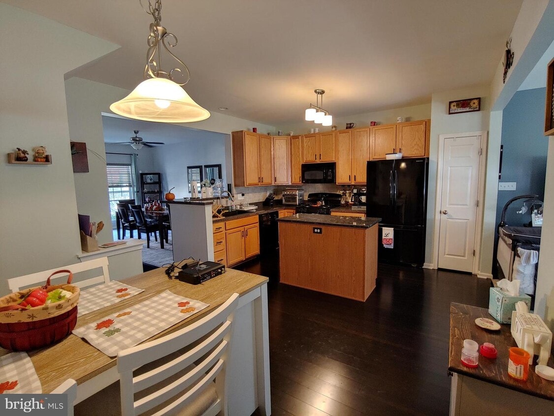 457 Concetta Dr, Mount Royal, NJ 08061 Townhome Rentals in Mount