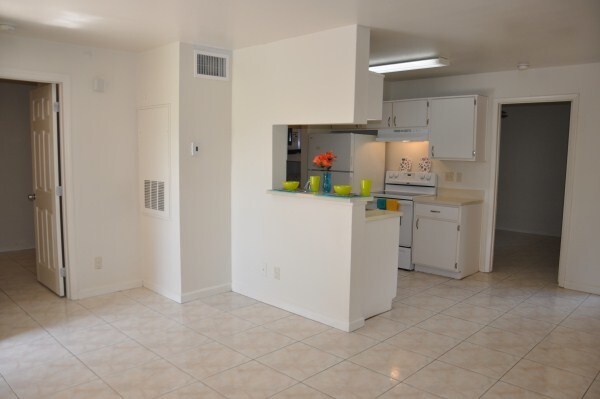 Building Photo - 8793 NW 39th St
