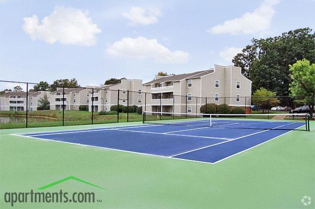 Tennis Court - Mill Trace Village Apartments